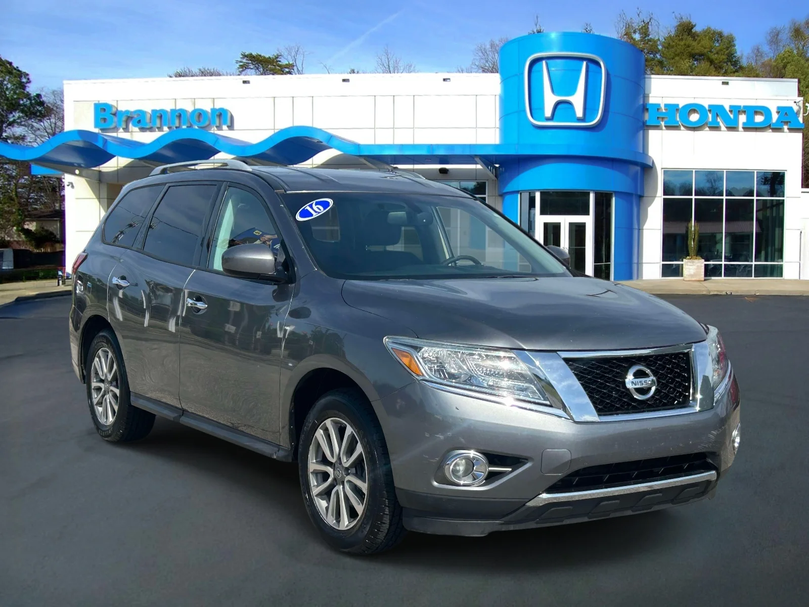 2016 Nissan Pathfinder SV