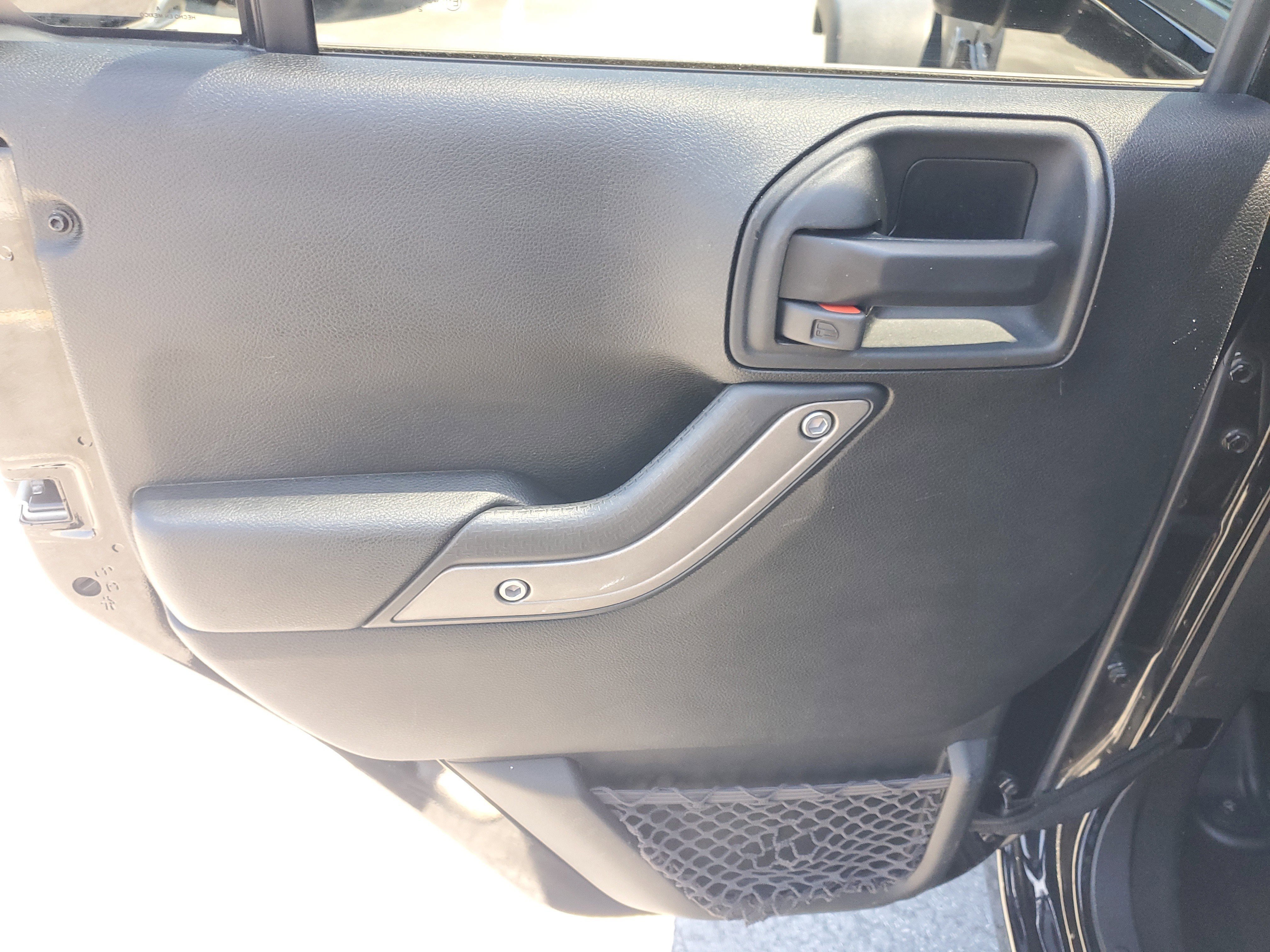 Used 2017 Black Clearcoat Jeep Sport image 13