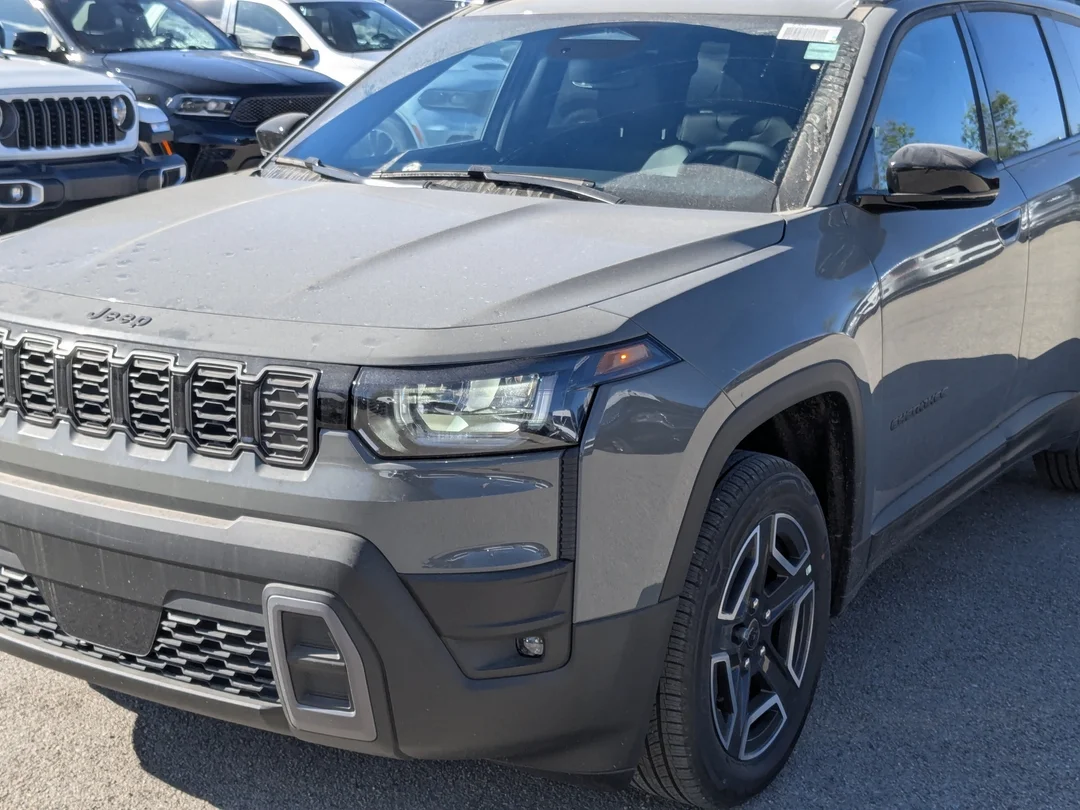 New 2026 Grey Jeep Limited - - 4x4 - Preferred Package 23G - Mopar Interior Protection Pckge-  Pano Sunroof & More! image 10