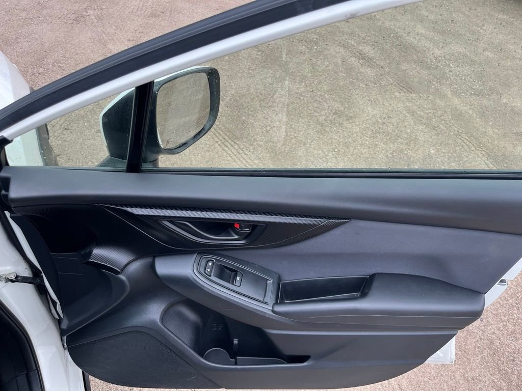 Used 2019 Crystal White Pearl Subaru 2.0i Premium image 30