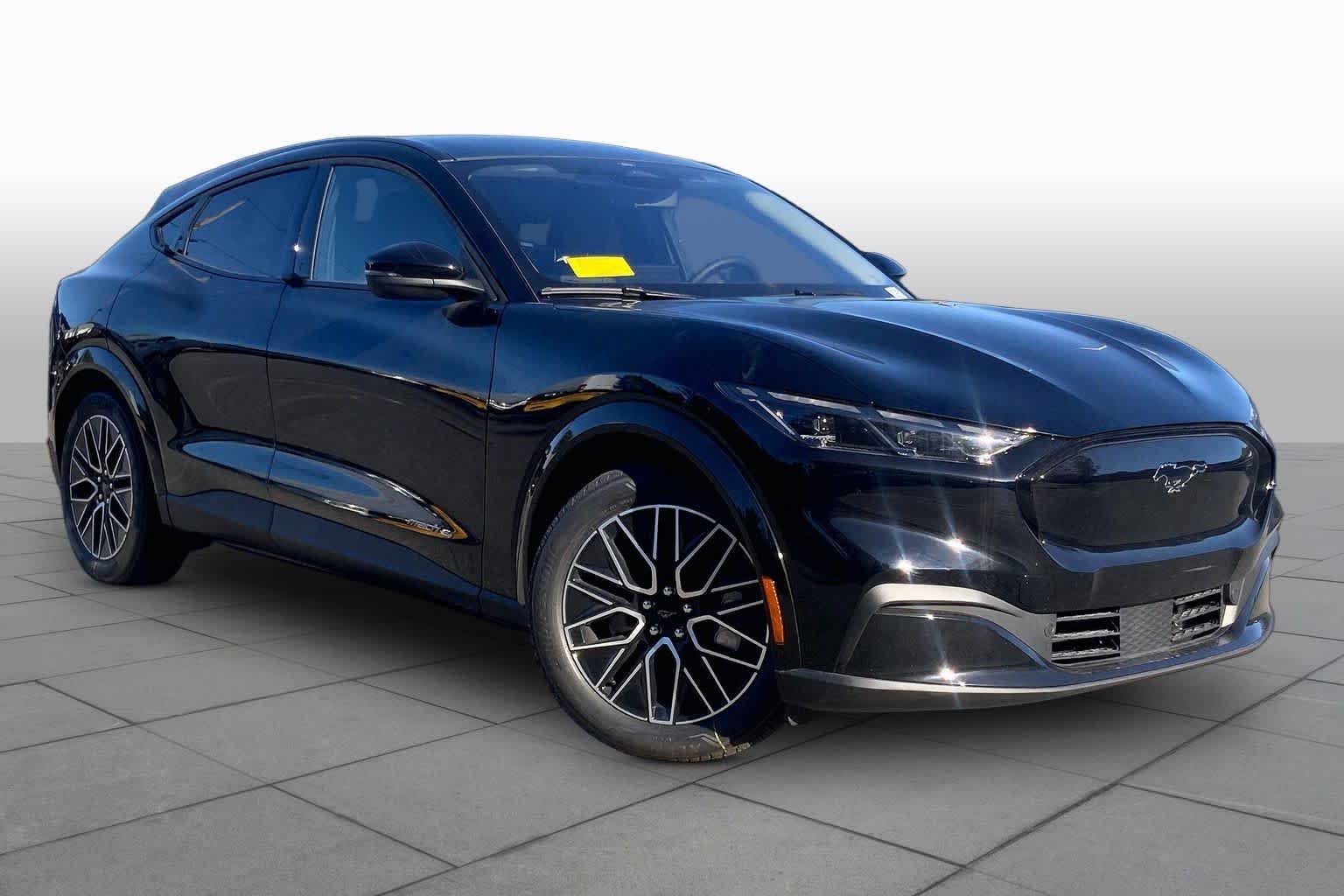 New 2026 Shadow Black Ford Premium image 19