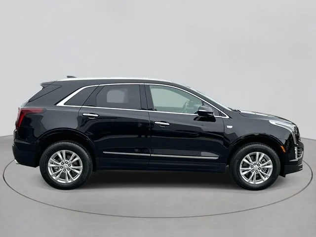 Certified Used 2025 Stellar Black Metallic Cadillac Luxury image 4