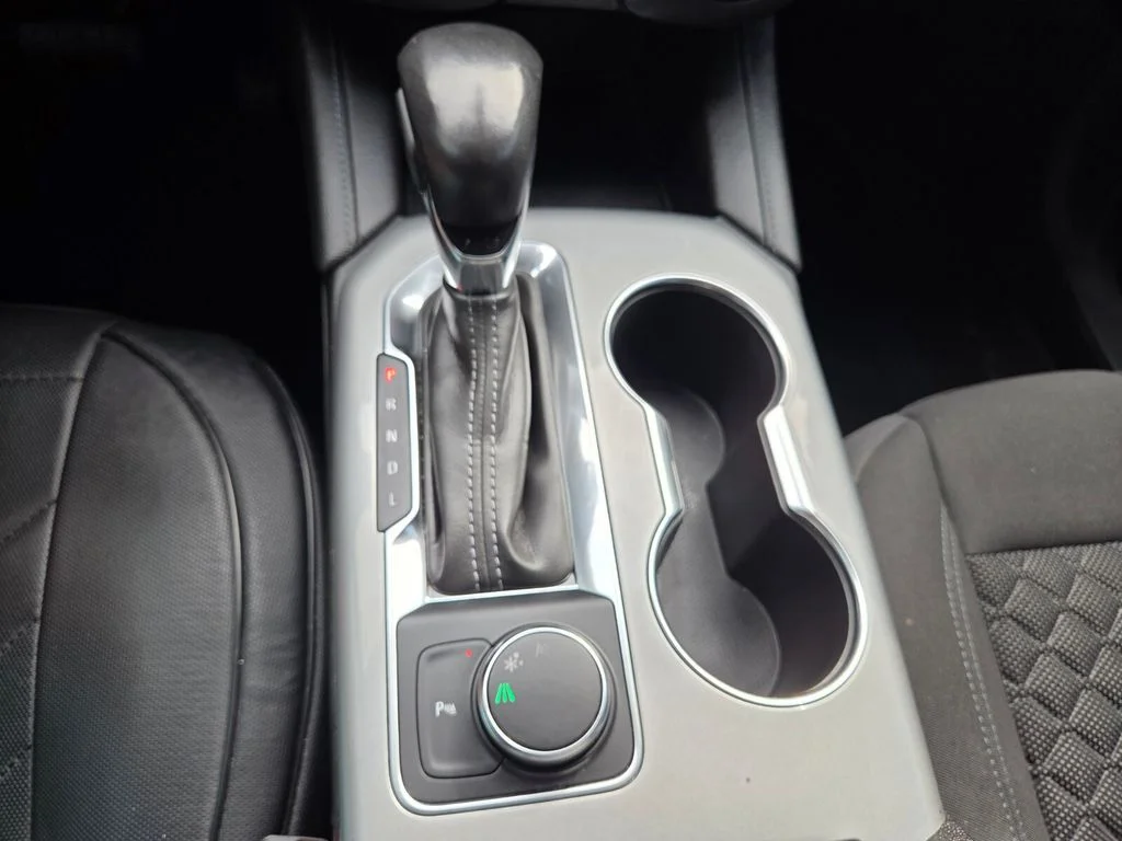 Used 2019 Silver Chevrolet Base image 17