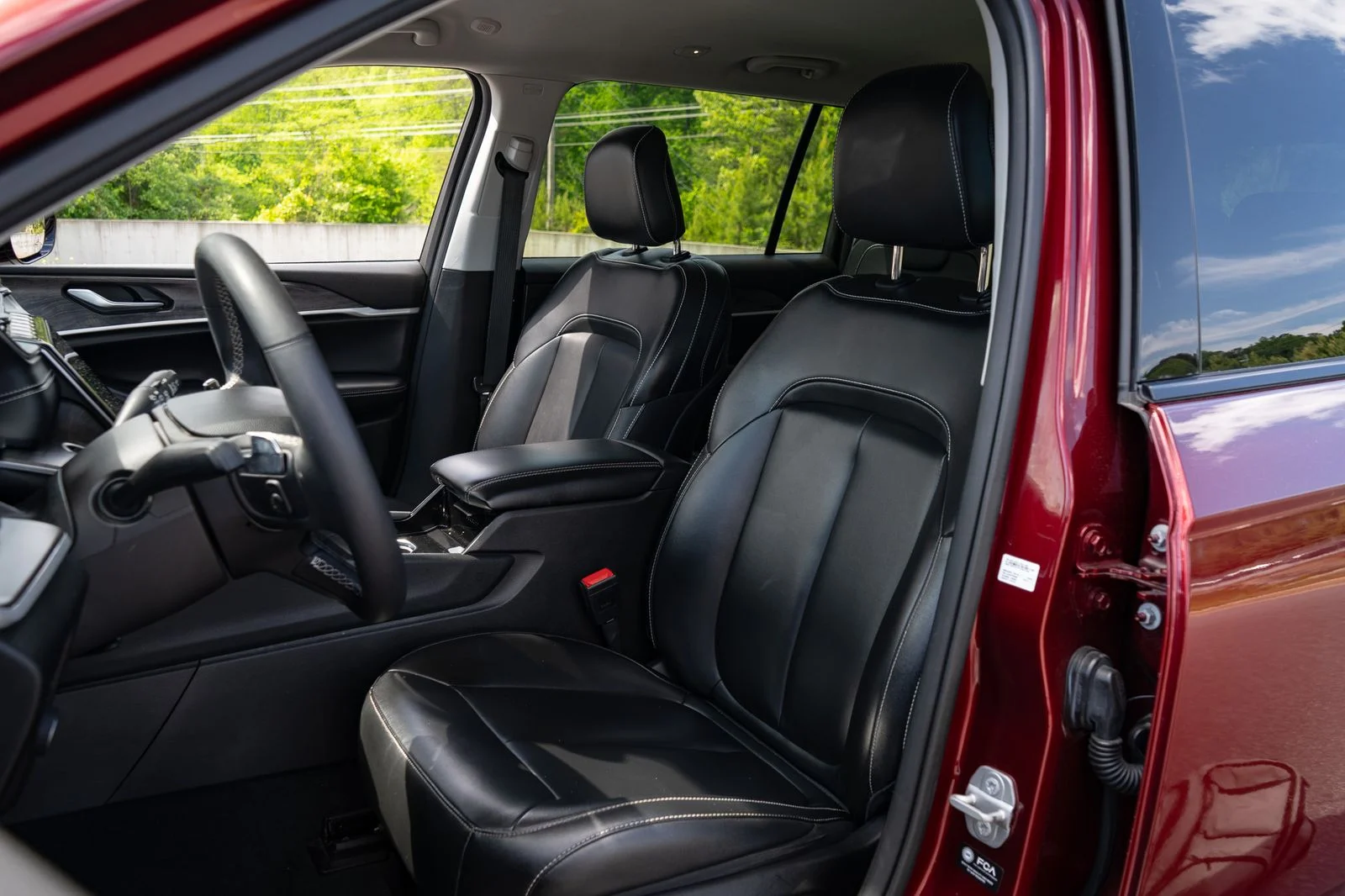Used 2023 Red Jeep Limited image 15