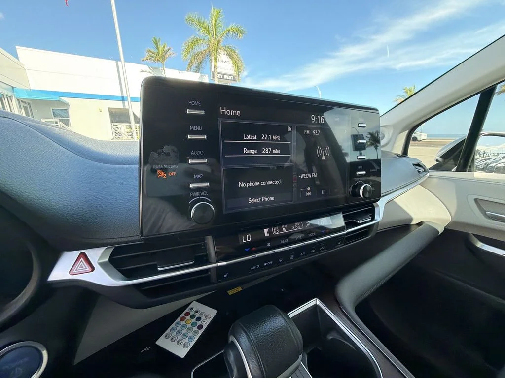 Used 2023 Beige Toyota XLE image 19