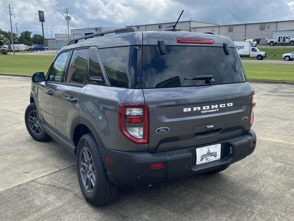 New 2025 Carbonized Gray Metallic Ford Big Bend® image 5