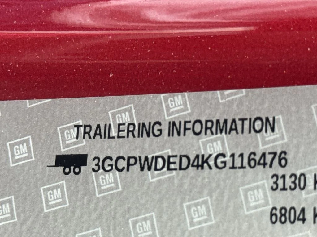 Used 2019 Red Chevrolet RST image 32