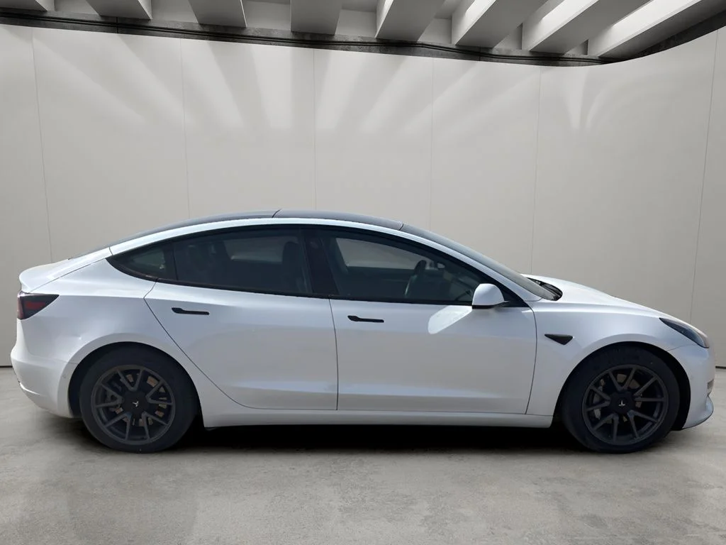 Used 2021 Pearl White Multi-Coat Tesla Long Range image 6