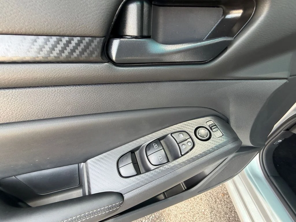 New 2026 Silver Nissan 2.5 SV image 11