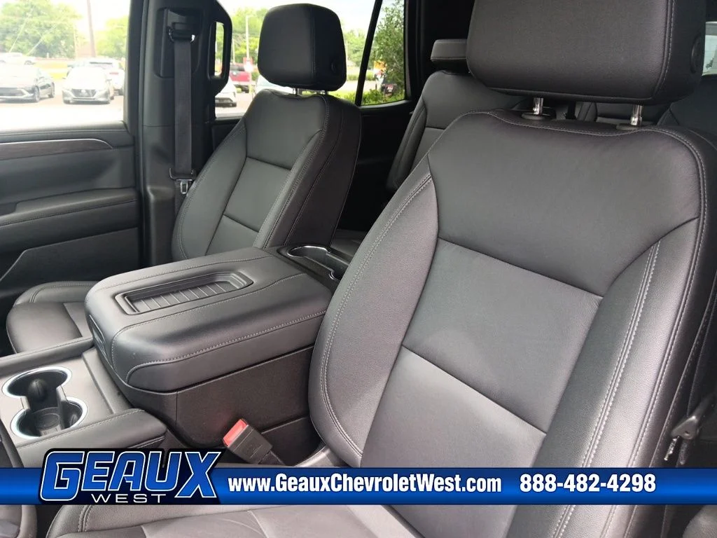 Used 2024 Gray Chevrolet Z71 image 22