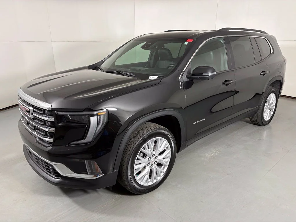 Used 2026 Black GMC Elevation image 4