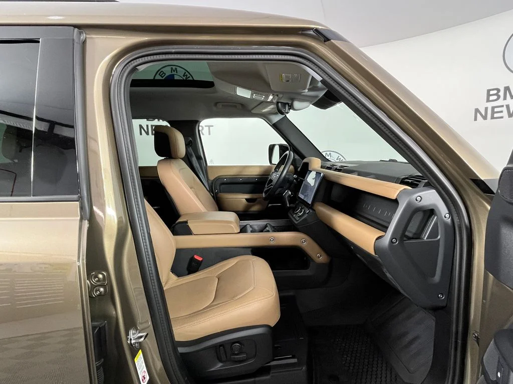 Used 2026 Gondwana Stone Metallic Land Rover S image 20