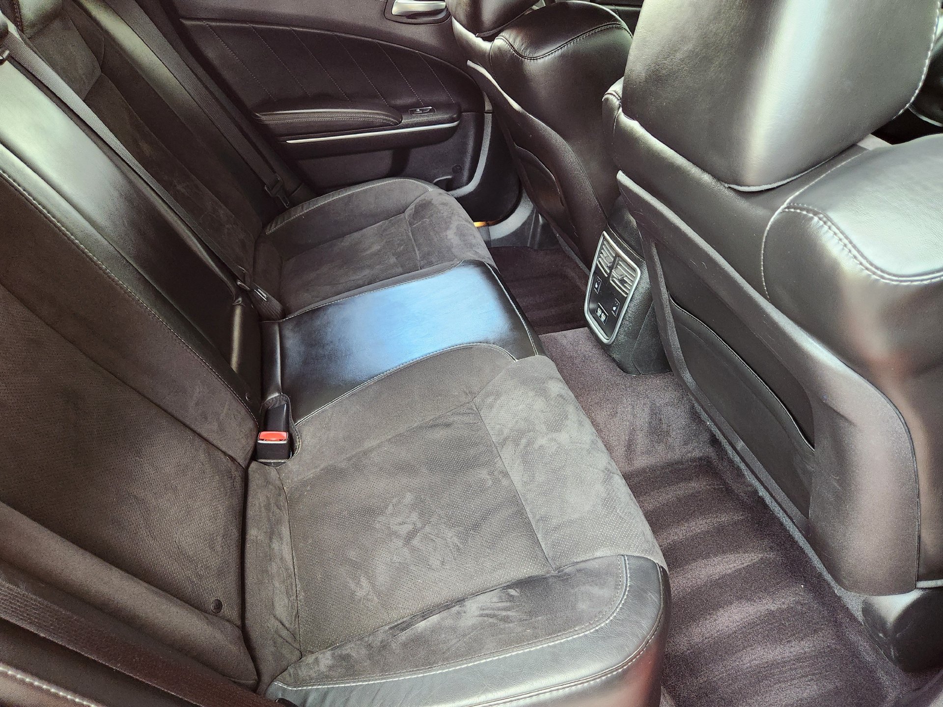 Used 2019 Go Mango! Dodge R/T Scat Pack image 33