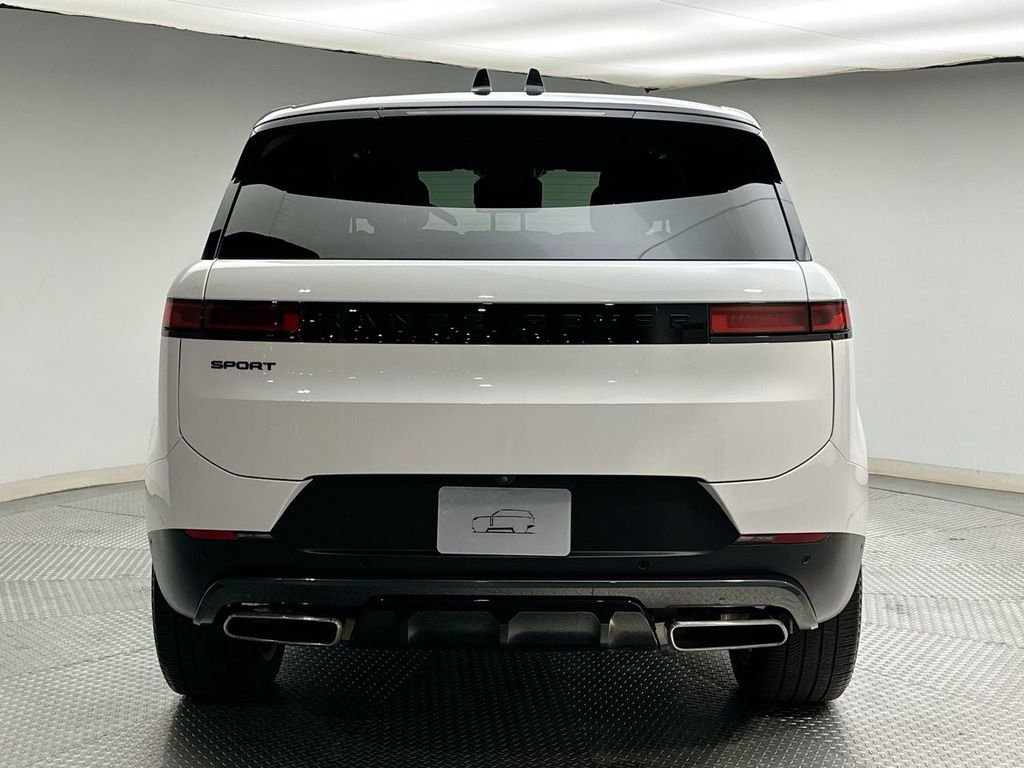 Used 2024 Fuji White Land Rover SE image 12