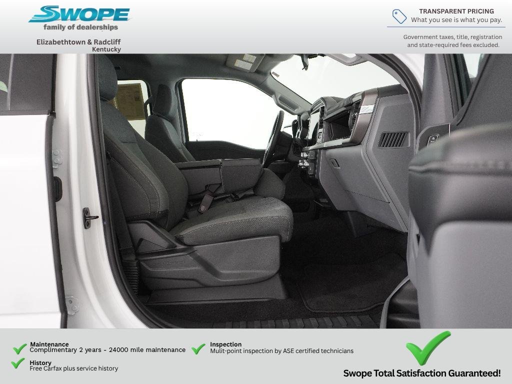 Used 2025 Oxford White Ford XLT image 10