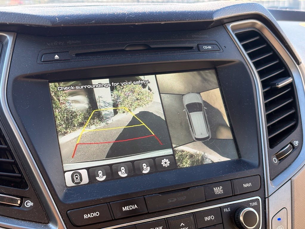 Used 2018 White Hyundai 2.4 Base image 14