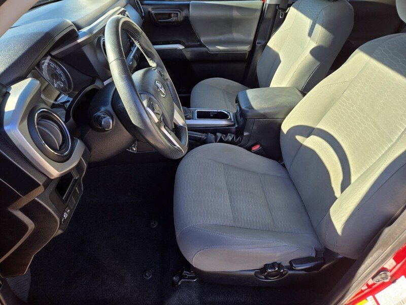 Used 2017 Barcelona Red Metallic TOYOTA SR5 DOUBLE CAB 5