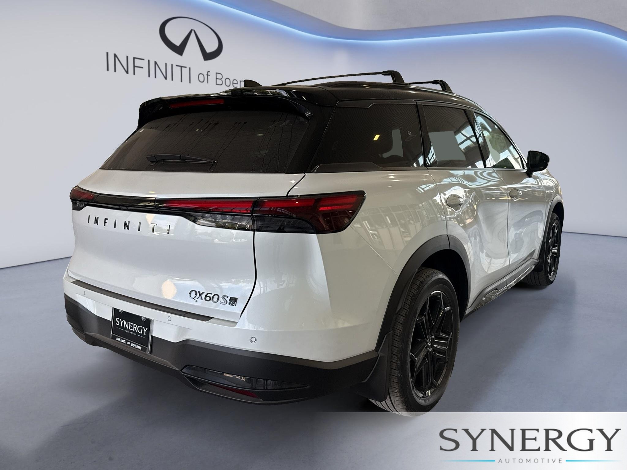 New 2027 2T RAD WHT INFINITI Sport AWD image 5