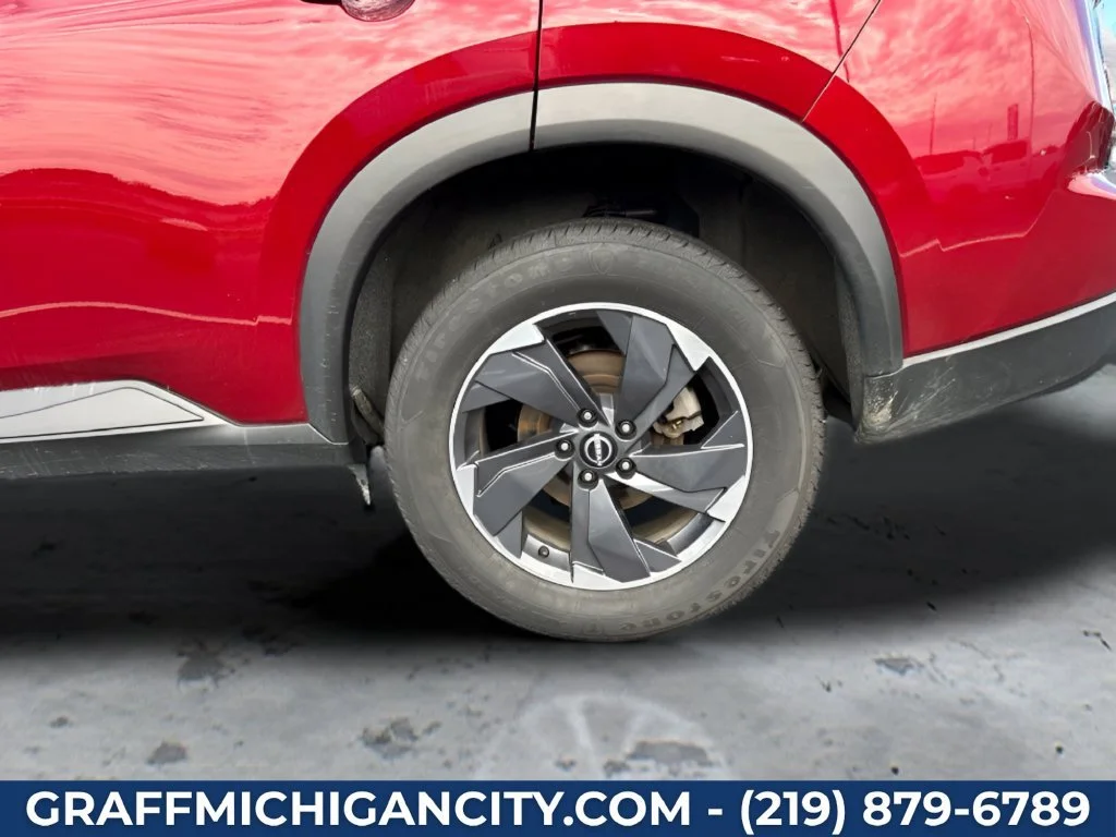Used 2024 Red Nissan SV Intelligent AWD image 10