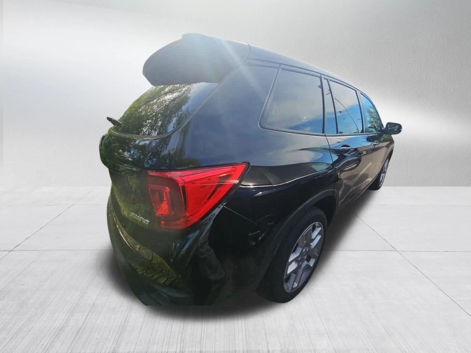 Certified Used 2025 Crystal Black Pearl Honda EX-L image 4