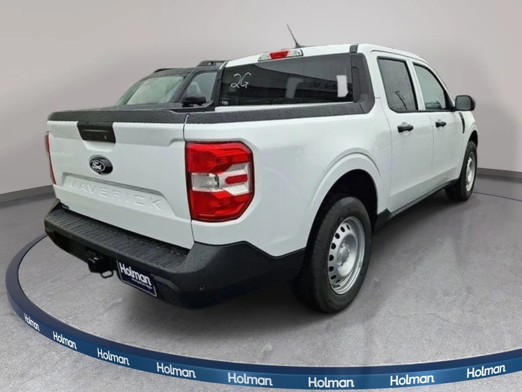 New 2026 Oxford White Ford XLT image 4