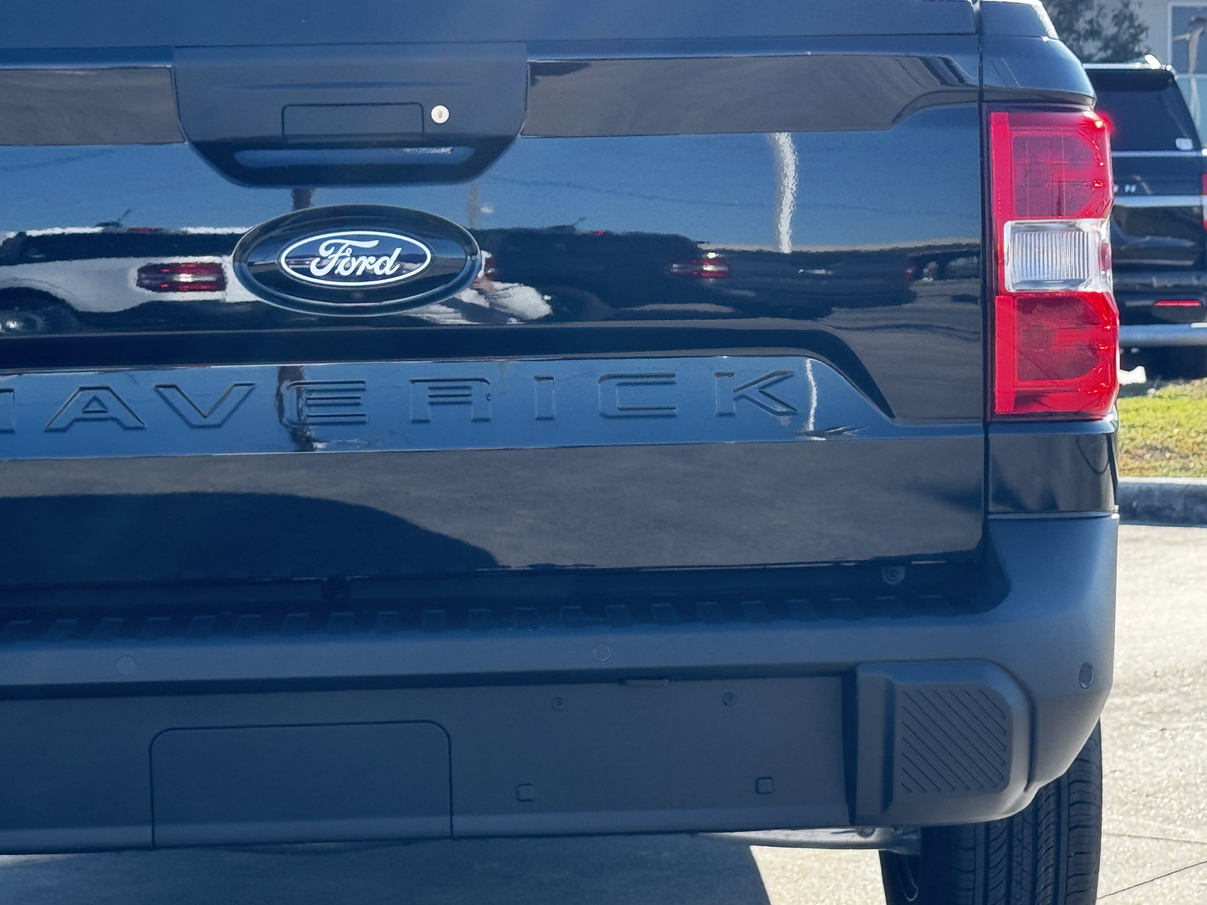 New 2026 Shadow Black Ford XL image 10
