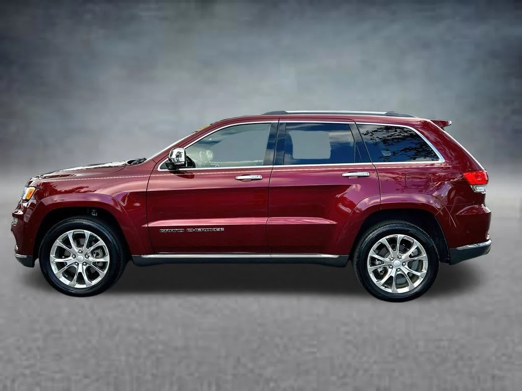 Certified Used 2019 Velvet Red Pearlcoat Jeep Summit image 9