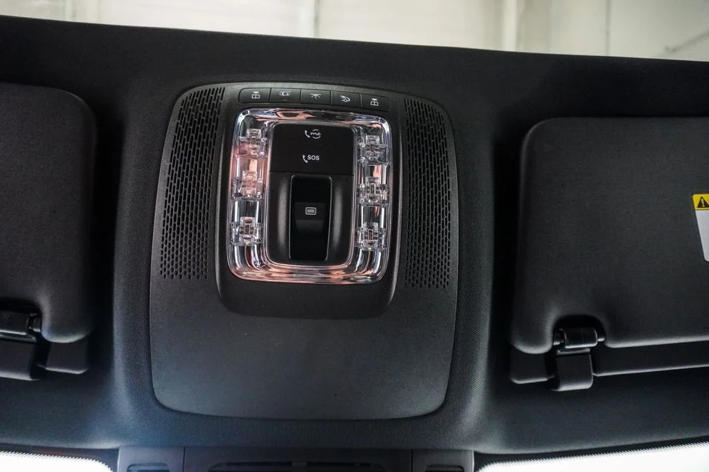 Used 2025 Gray Mercedes-Benz GLE 350 image 27