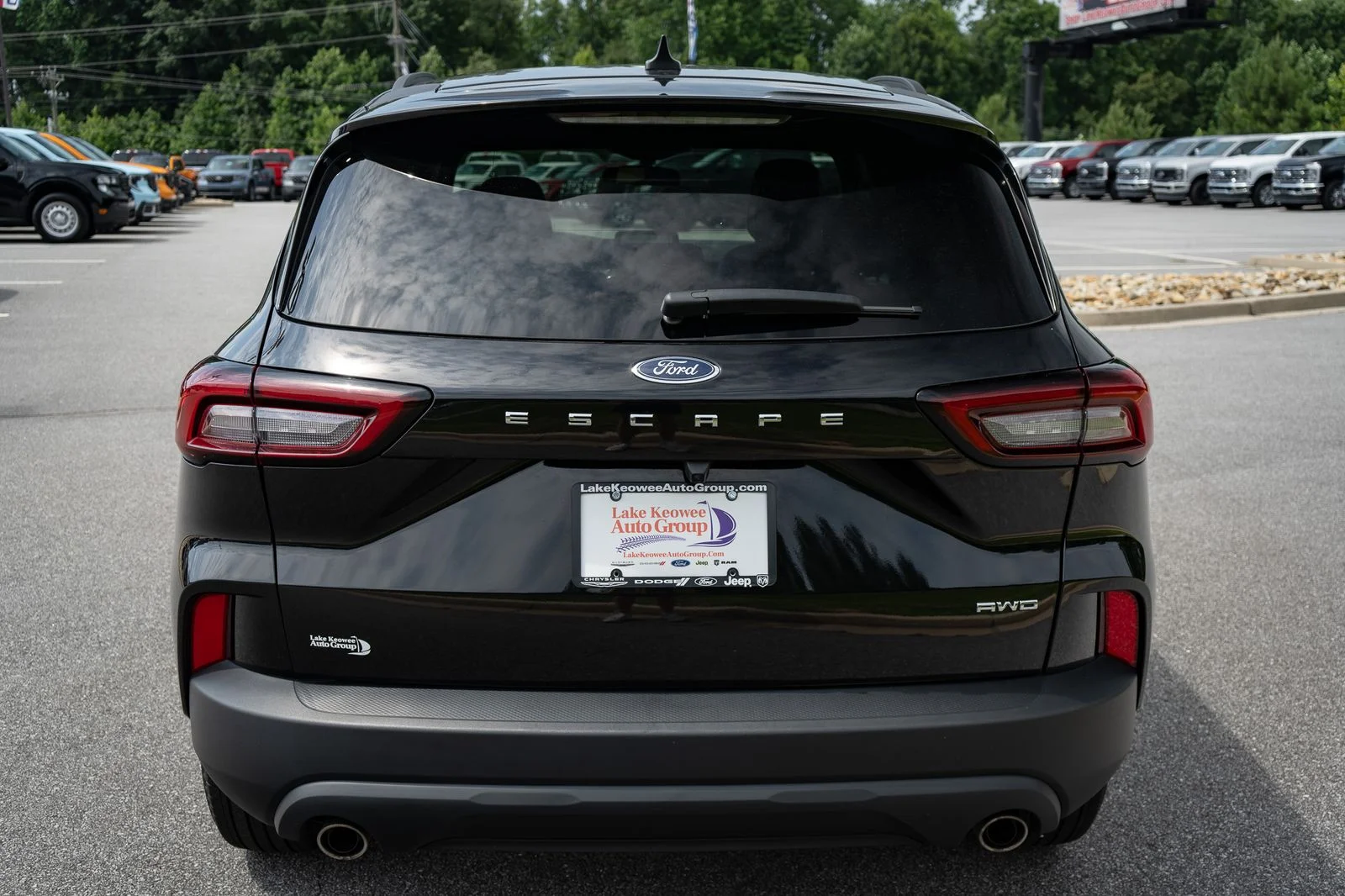 Used 2025 Black Metallic Ford ST-Line image 8
