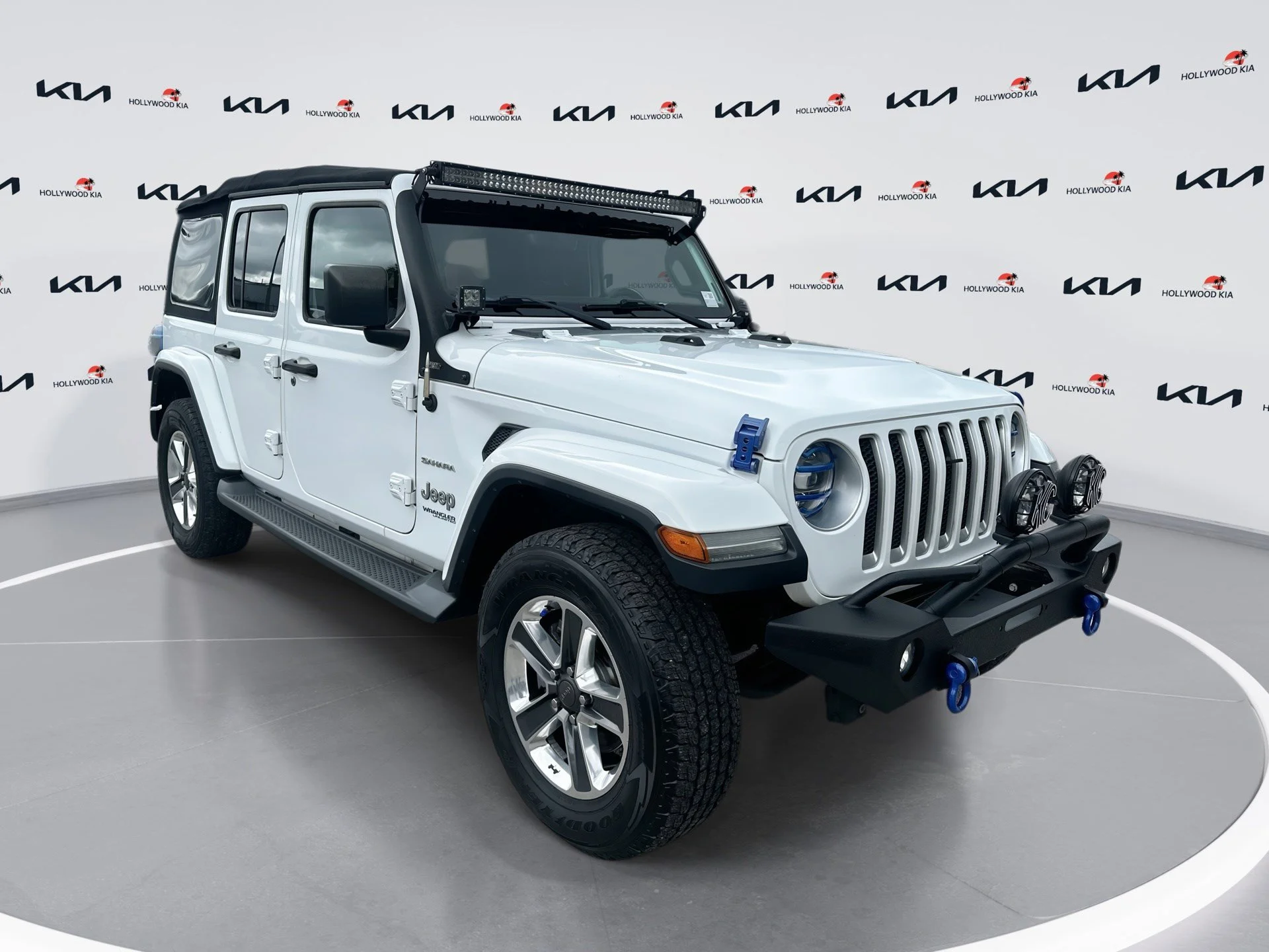 2018 Jeep Wrangler Sahara's photo