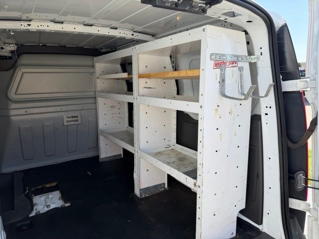 Used 2019 White Ford XL image 8