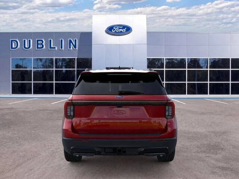 New 2026 Rapid Red Metallic Tinted Clearcoat Ford ST-Line image 6
