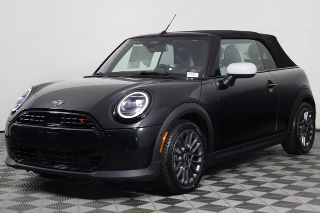 2026 MINI Convertible Signature Plus