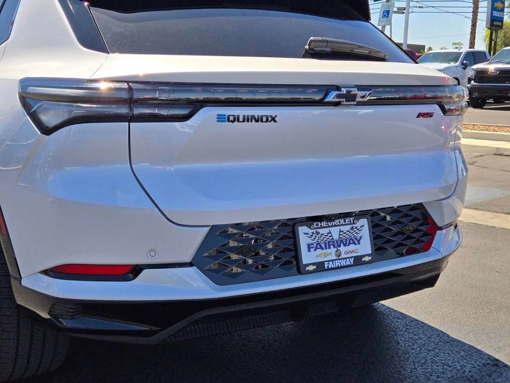 Used 2024 Iridescent Pearl Tricoat Chevrolet 3RS image 5