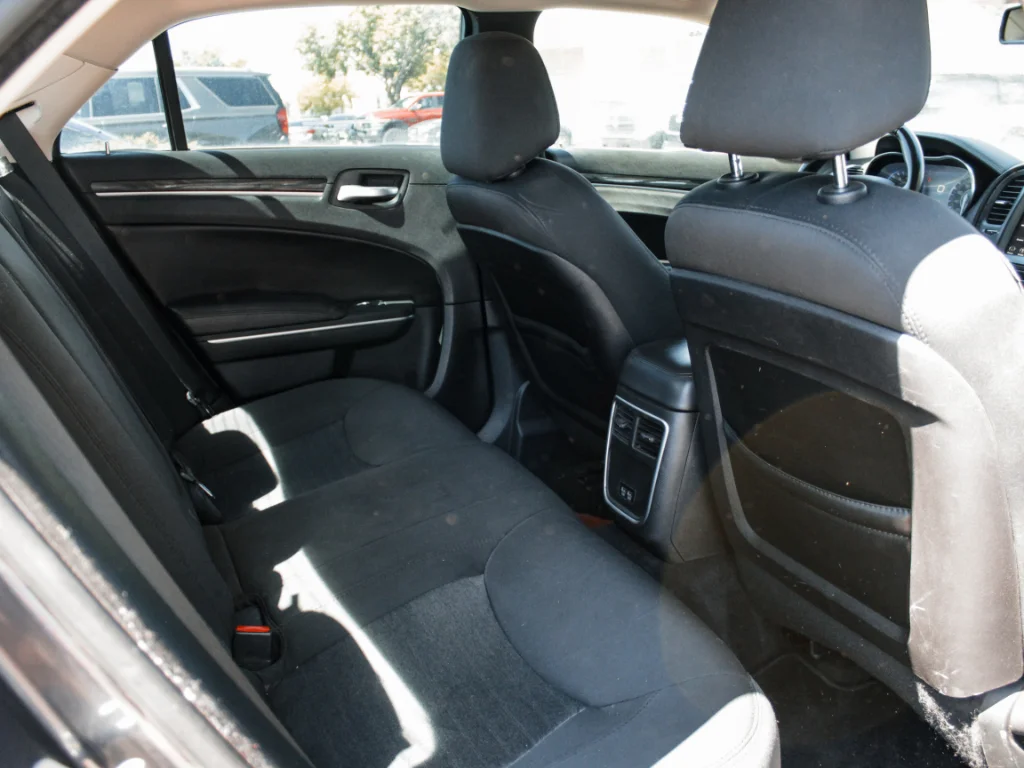 Used 2018 Gloss Black Chrysler Touring image 24