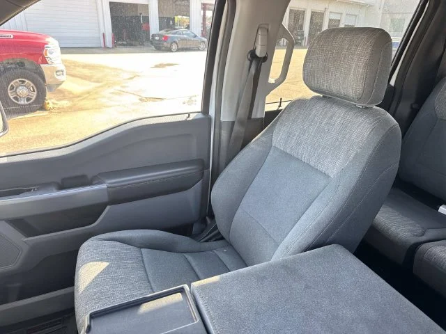 Used 2021 White Ford XLT image 39