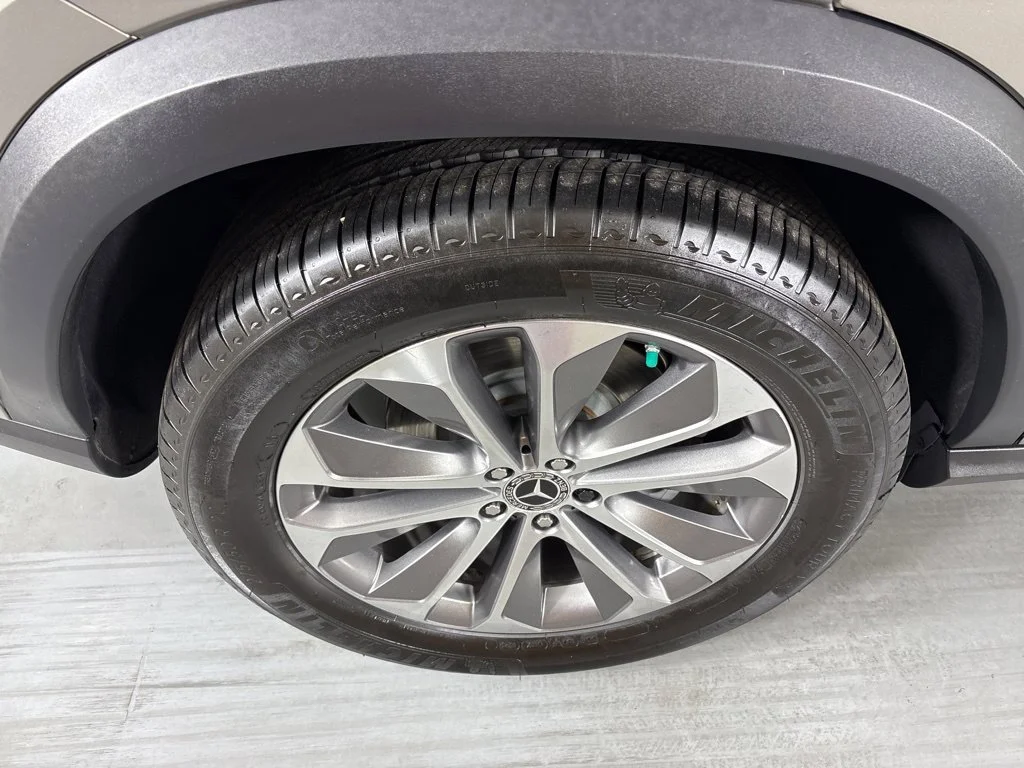Used 2020 Silver Mercedes-Benz GLE 450 image 11