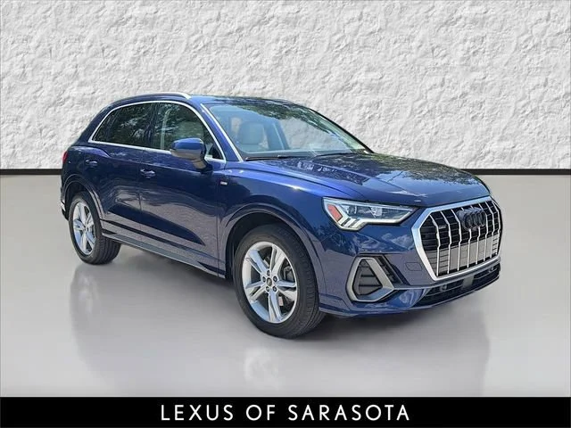 2022 Audi Q3 45 TFSI S Line Premium Plus quattro's photo