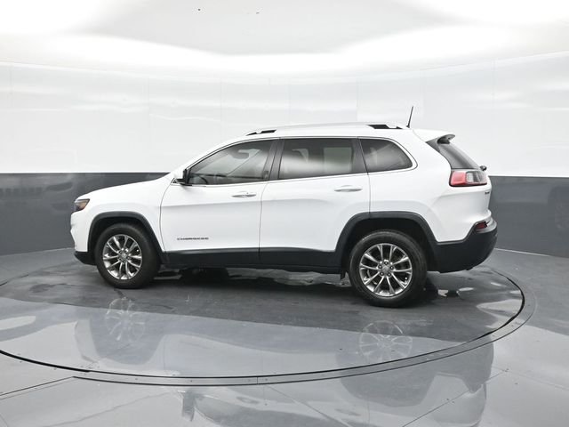 Used 2020 White Jeep Latitude Plus image 5
