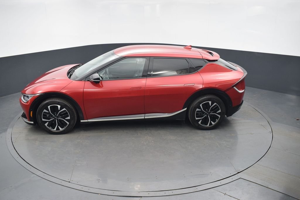 2022 KIA EV6 - Image 32