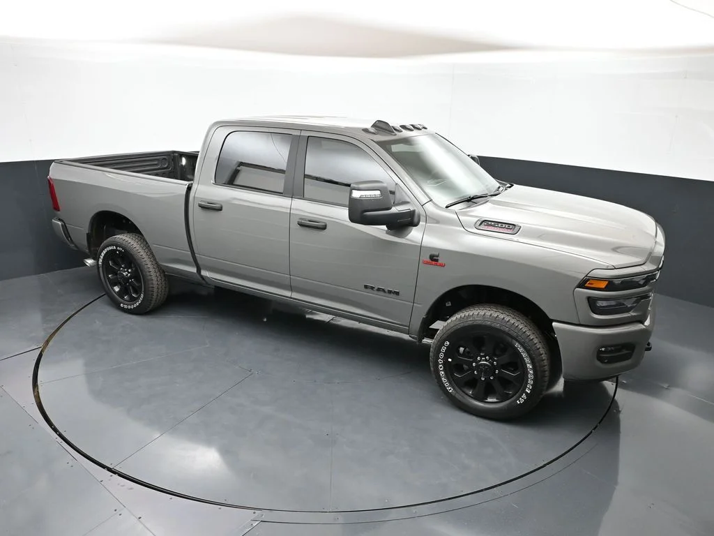 New 2026 Ceramic Gray Clear-Coat Exterior Paint RAM Big Horn image 45