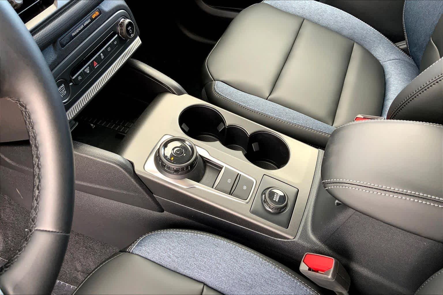 New 2025 Oxford White Ford Outer Banks® image 7