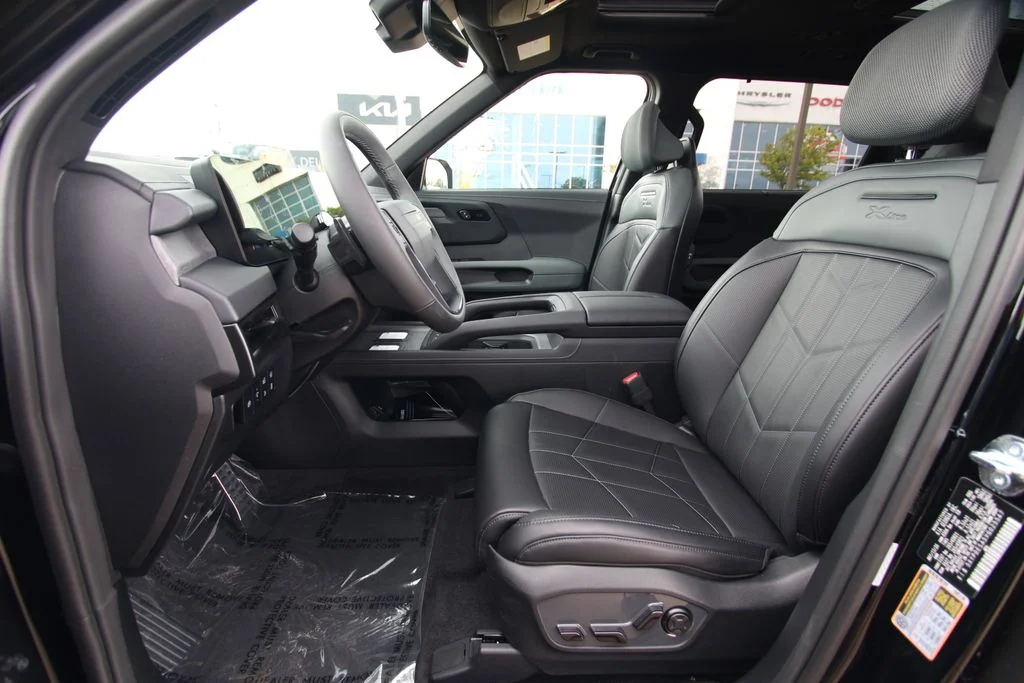 New 2027 Black Kia X-Line SX image 6