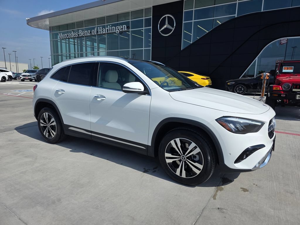 New 2026 Polar White Mercedes-Benz GLA 250 image 30