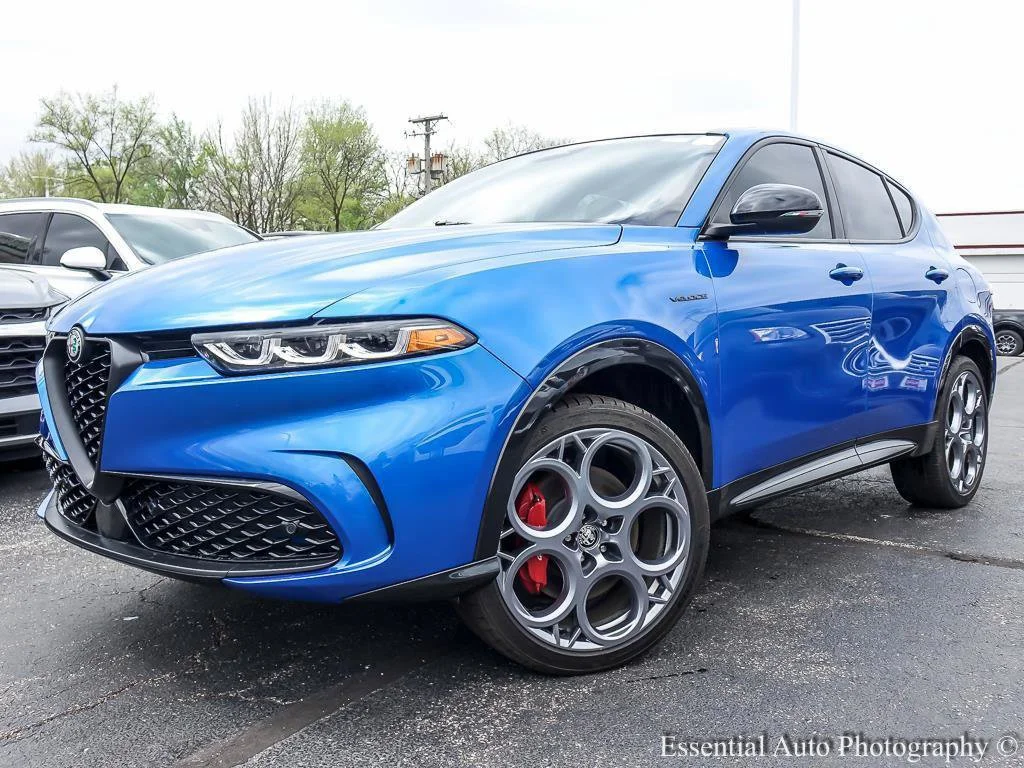 Used 2024 Blue Alfa Romeo Veloce EAWD image 2