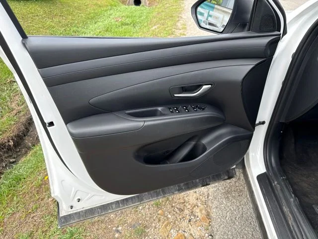 Used 2026 White Hyundai SEL image 15