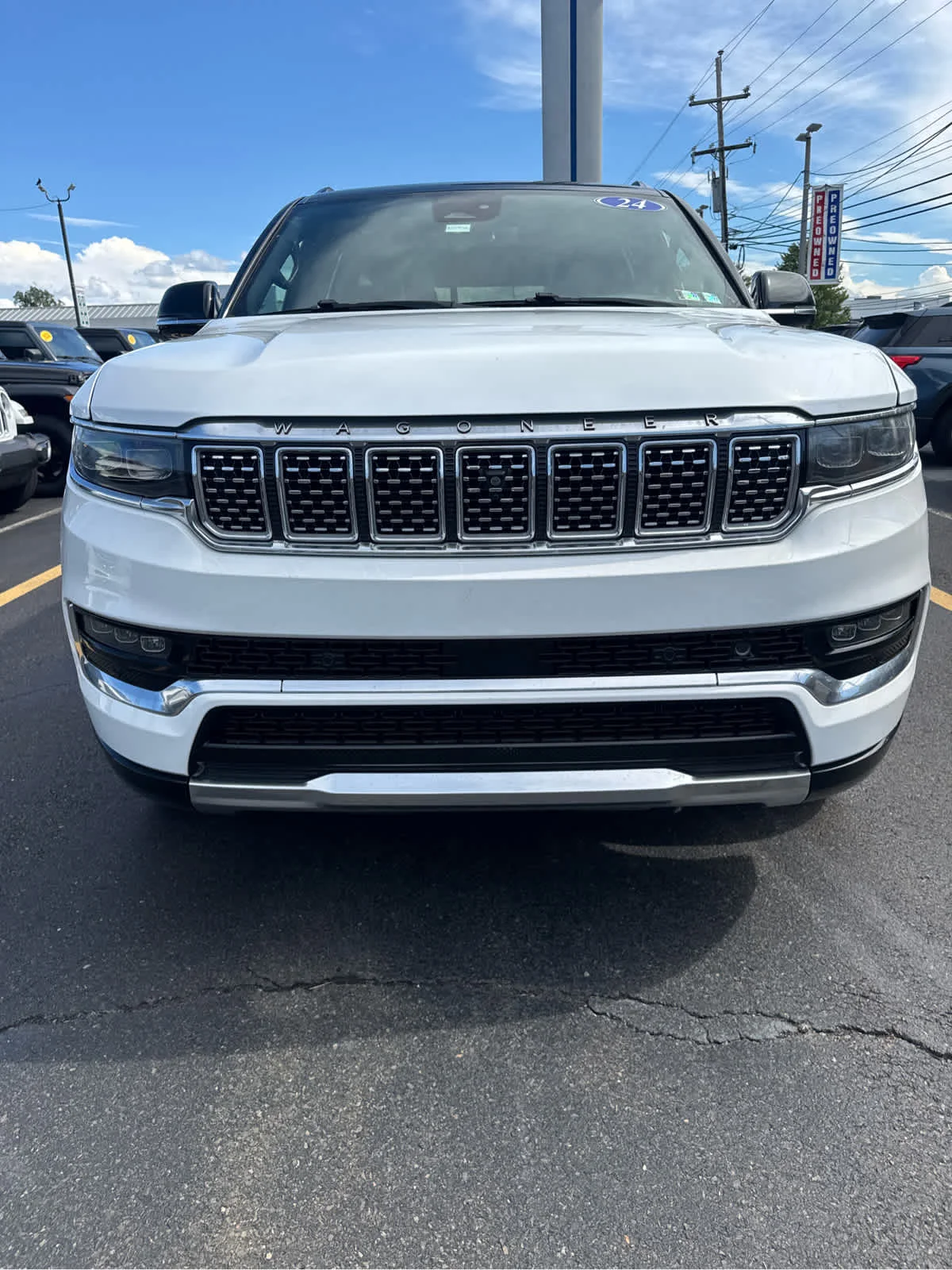 2024 Jeep Grand Wagoneer L Series III - Photo 10