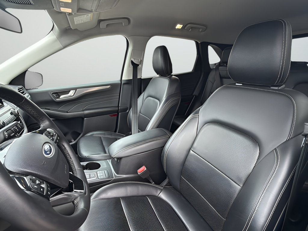 2022 Ford Escape Titanium - Photo 10