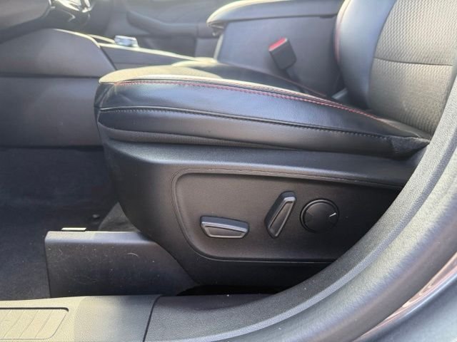 Used 2023 Gray Ford ST-Line Select image 9