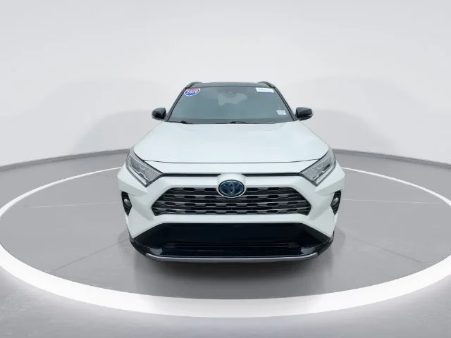 Used 2019 White Toyota XSE image 2